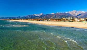 Viaggio Maturità: Bandiere Blu 2022, ecco le mete italiane con il mare più pulito e i servizi migliori