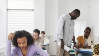 Maturità 2022, tema di attualità sulla pandemia e il post-Covid: come svolgerlo e il commento degli esperti