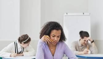 Maturità 2022, cosa fare se sei positivo al Covid? Tutte le regole di sicurezza per gli esami