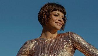 Camera 209 di Alessandra Amoroso: testo e significato