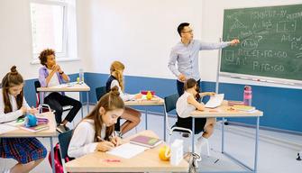 Ritorno a scuola, per i sindacati mancano tra i 150mila e i 200mila professori. Bianchi rassicura: "I ragazzi troveranno tutti i docenti"