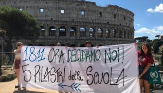 Studenti in piazza: riforma dei PCTO e più diritti agli studenti, queste le priorità per chi manifesta