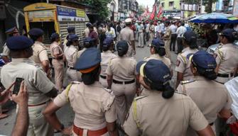 In India uno studente di 15 anni è stato ucciso dal suo professore durante un esame