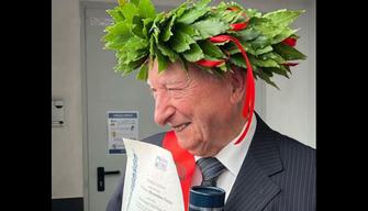 A 89 anni si laurea in Legge e riceve un invito al Quirinale da Mattarella