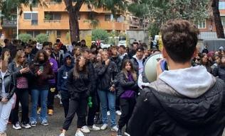 Laboratorio a scuola solo per chi paga il contributo: studenti del liceo alberghiero in protesta