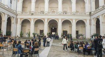 Roma, Liceo Visconti occupato ma alcuni professori rimangono a scuola