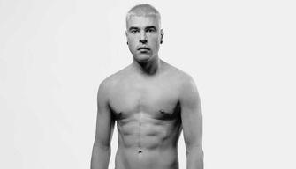 Crisi di Stato di Fedez, il testo e il significato della canzone