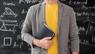 Andrea a 25 anni va da Chieti a Lecco per insegnare: “Spero di poter essere un esempio positivo per tanti miei coetanei”