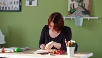 Insegnare non è un lavoro part-time: 9 docenti su 10 dedicano ogni giorno almeno due ore extra alla scuola