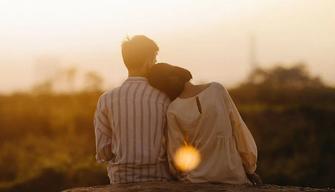 San Valentino 2023: le frasi da dedicare a chi ami