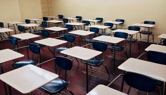 12enne si getta dalla finestra della scuola dopo un rimprovero