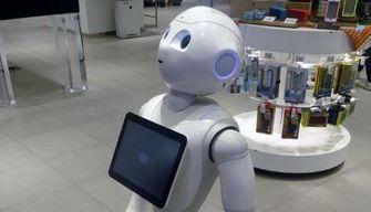 A 26 anni la dottoranda Lucrezia Grassi porta a scuola il robot per il sostegno degli studenti