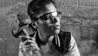 Edilizia, basta pregiudizi: ecco le prime "muratrici"