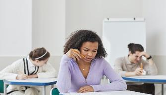 Maturità 2023, possibili tracce e argomenti del tema di italiano