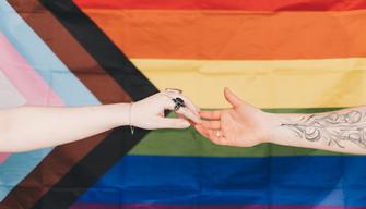 Carriera alias a scuola, stop dal Comune di La Spezia: "Scavalca le leggi del Paese". I sindacati: "Sosterremo la scuola"