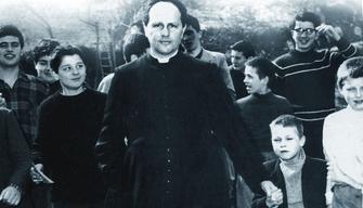 Ripasso Maturità, cento anni fa nasceva Don Milani: chi era