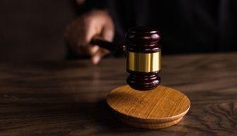 Escluso dalla gita nel 2011: fa ricorso al Tar e chiede risarcimento di 375mila euro