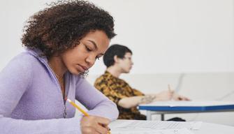 Maturità 2023, la tutor Skuola.net spiega la traccia del testo argomentativo su Piero Angela