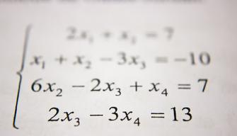 Matematica liceo scientifico seconda prova maturità 2023, la traccia spiegata dai tutor Skuola.net
