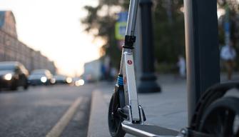 Trento, moto travolge monopattino: morti due giovani di 16 e 22 anni