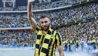 Il calciatore Benzema e le accuse del ministro francese: cosa è successo?