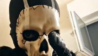 Tiktoker con 100mila follower si uccide in diretta, era stato vittima di cyberbullismo