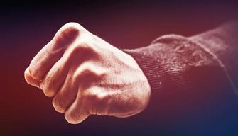 Genitore sferra una testata al docente che aveva rimproverato il figlio