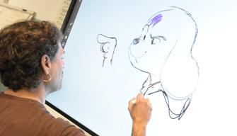 Tre anni di “La SMAgliante Ada”: dai fumetti ai laboratori nelle scuole, le avventure della cagnolina che educa all’inclusione