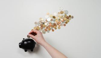 A 12 anni la prima paghetta, 54 euro al mese di media: lo svela un'indagine