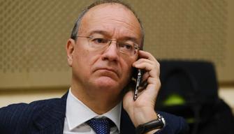 Smartphone a scuola, si va verso il divieto anche per scopi didattici