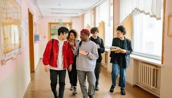 No agli zaini pesanti, alla scuola media arrivano gli armadietti