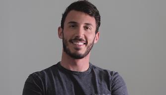 Fuorisede disperati? Le regole del clean influencer Mattia Alessio per le pulizie “facili”