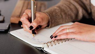 Maturità 2024, gli studenti “applaudono” le tracce di prima prova: 6 su 10 avevano affrontato in classe gran parte dei temi