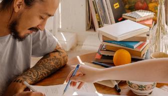 Possibili tracce Maturità 2024, cosa ripassare