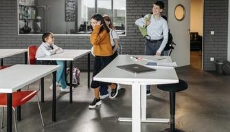 Istruzione, l’Italia ha sempre meno giovani Neet e “dispersi” scolastici. Ma la questione di genere continua a preoccupare