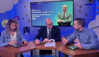 Tracce Maturità 2024, Valditara: “La prima prova sarà interessante, la seconda abbordabile”