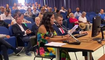 Una rara malattia gli impedisce di parlare, Gianluca si laurea con la voce della cugina: 110 e lode