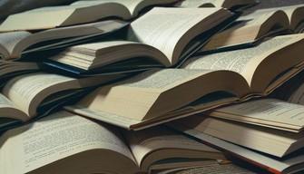 Libri scolastici, la denuncia di Codacons: "Basta con la truffa delle nuove edizioni"