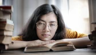 Lo sfogo dell'universitaria pendolare: "Quattro ore al giorno per andare a lezione, non posso continuare così ma ho troppa ansia per trasferirmi"