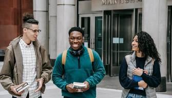 Salve le gite scolastiche 2025, Valditara: “Accolta la nostra richiesta di deroga, garantita la continuità educativa”