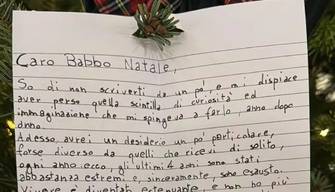 Studente universitario anonimo scrive a Babbo Natale: "Vivere è diventato estenuante". I prof in allarme