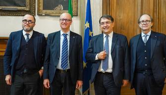 Patentino Digitale al via nelle scuole medie e superiori: lo stabilisce un protocollo tra MIM e AGCOM