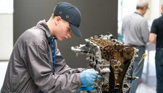 Quali sono due mestieri (ben pagati) che si possono fare senza laurea? Risponde l'esperta del settore automotive