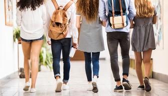 Come si fanno le iscrizioni alle scuole superiori?