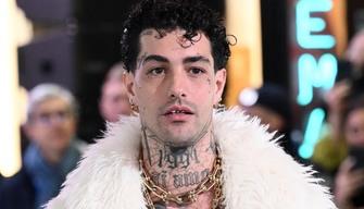 Sanremo 2025, Tony Effe e la collana: cosa è successo