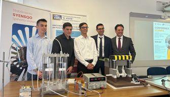 Trasformare il peso delle macchine sui dossi in idrogeno: l'invenzione rivoluzionaria di un gruppo di studenti