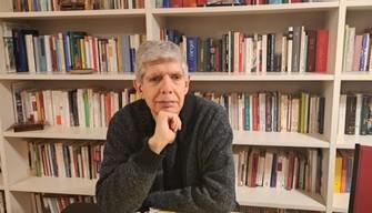 Chi è Riccardo Maccioni, protagonista del testo argomentativo di Maturità 2025