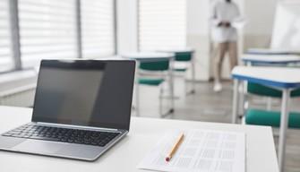 Maturità 2025, le tracce arrivano nelle scuole: cosa significa e quando scoprirle?