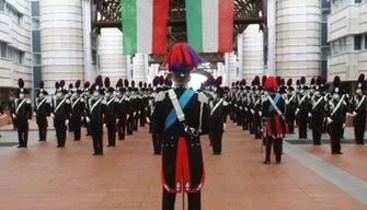 ‘Il vostro benessere è superiore a qualunque istruzione’: il discorso motivazionale costa il posto al generale dei Carabinieri