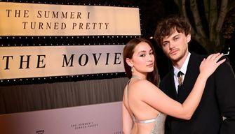 'L'estate nei tuoi occhi', la storia non finisce: dopo la serie arriva il film